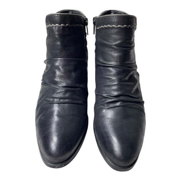 BareTraps Women’s Bethany Black Western Boho Ankle Boots - Picture 2 of 12